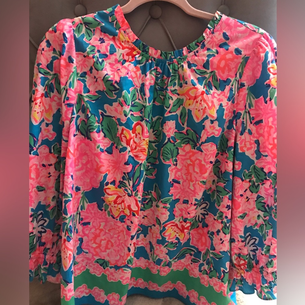 Lilly Pulitzer Size Large Ladies Top
